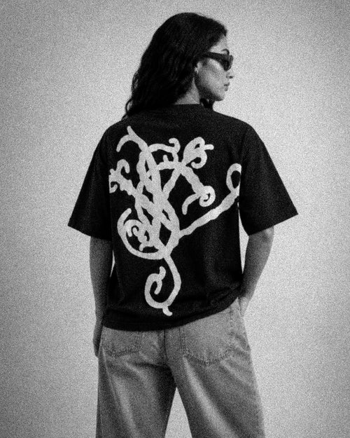 AÚA Monogram Signature T-Shirt